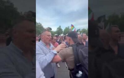 🔥LE COLLECTIF NEMESIS LYNCHÉ LORS DU RASSEMBLEMENT CONTRE L’EXTRÊME DROITE PLACE  DE LA RÉPUBLIQUE