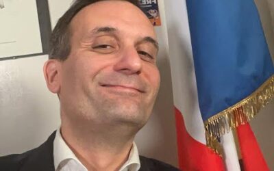 Incroyable : Poutine balance un très gros dossier sur Macron ! (direct)
