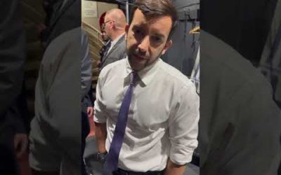 JEAN-PHILIPPE TANGUY S’APPRÊTE À MONTER SUR SCÈNE FACE A 600 SYMPATHISANTS RN A VIERZON